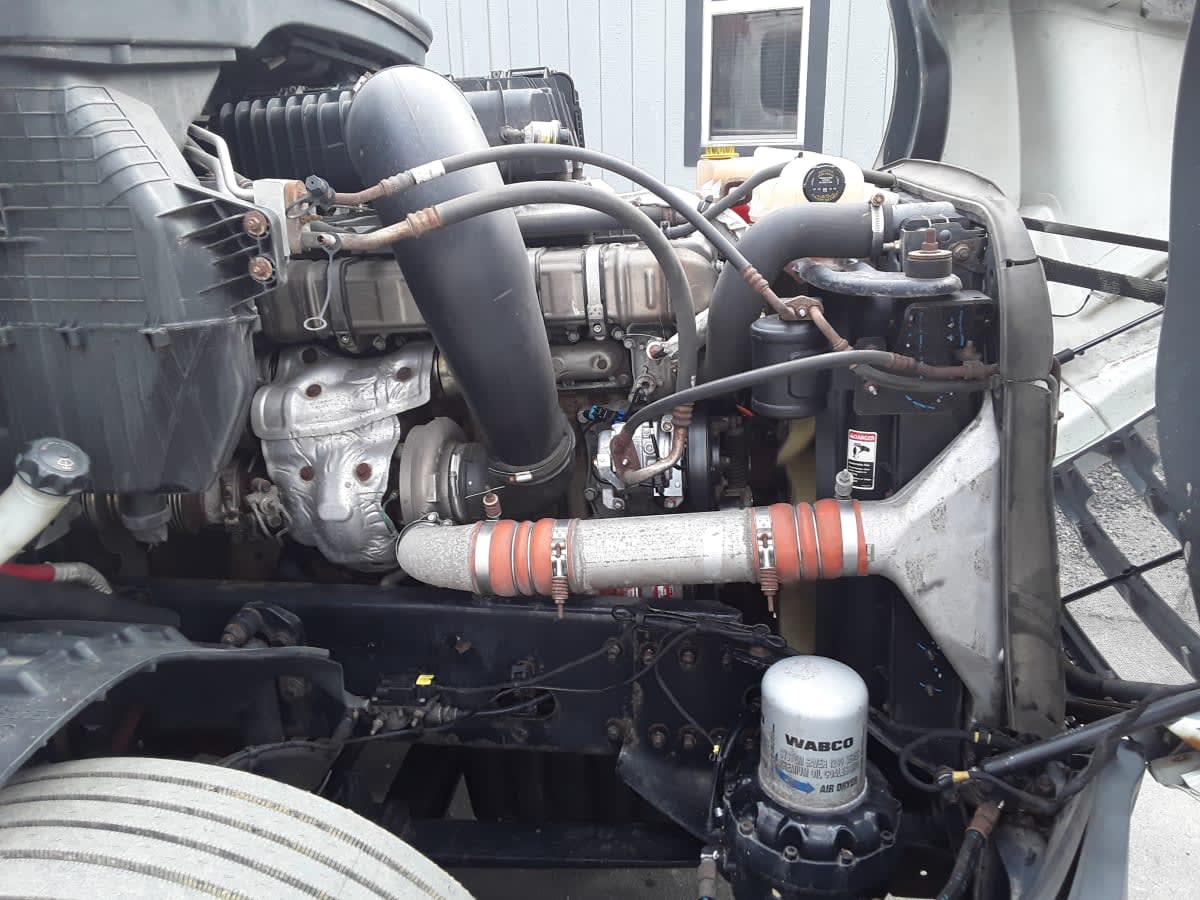 2018 Freightliner - image 10