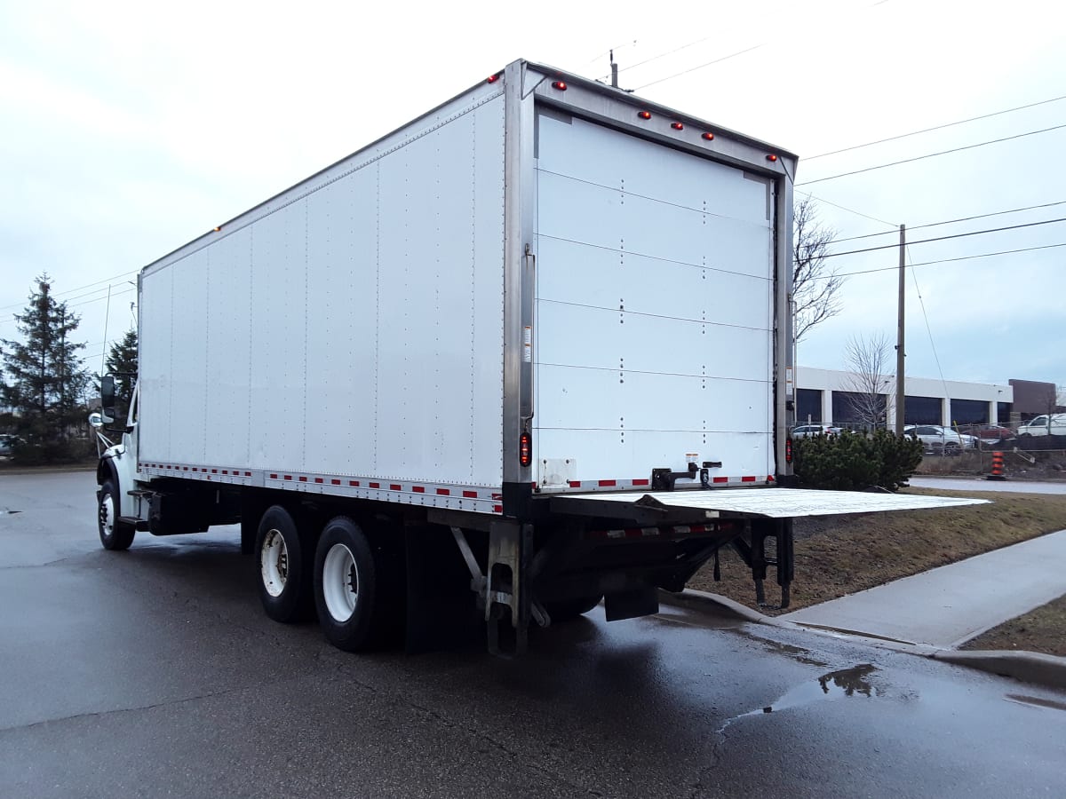 2018 Freightliner/Mercedes M2 106 221864