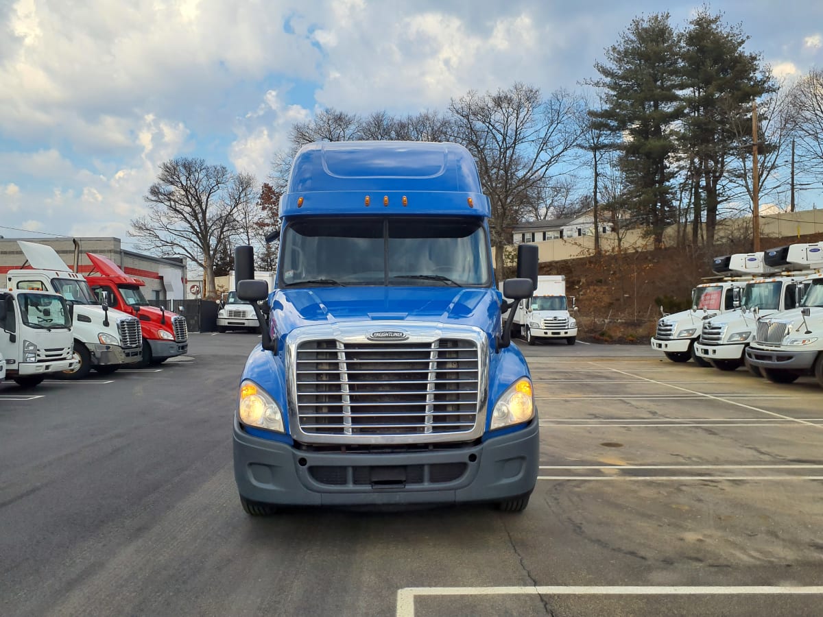 2018 Freightliner/Mercedes CASCADIA 125 222052