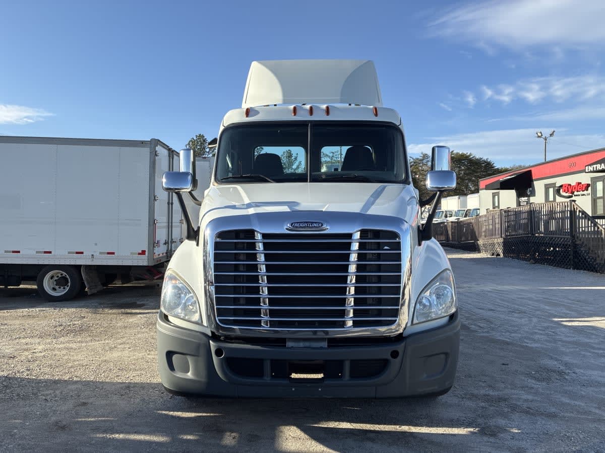 2018 Freightliner/Mercedes CASCADIA 125 222057