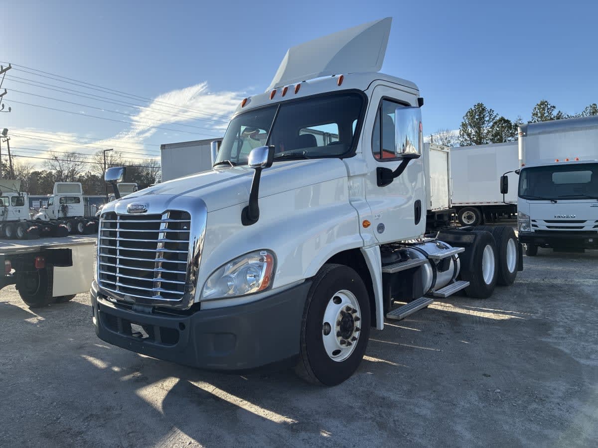 2018 Freightliner/Mercedes CASCADIA 125 222057