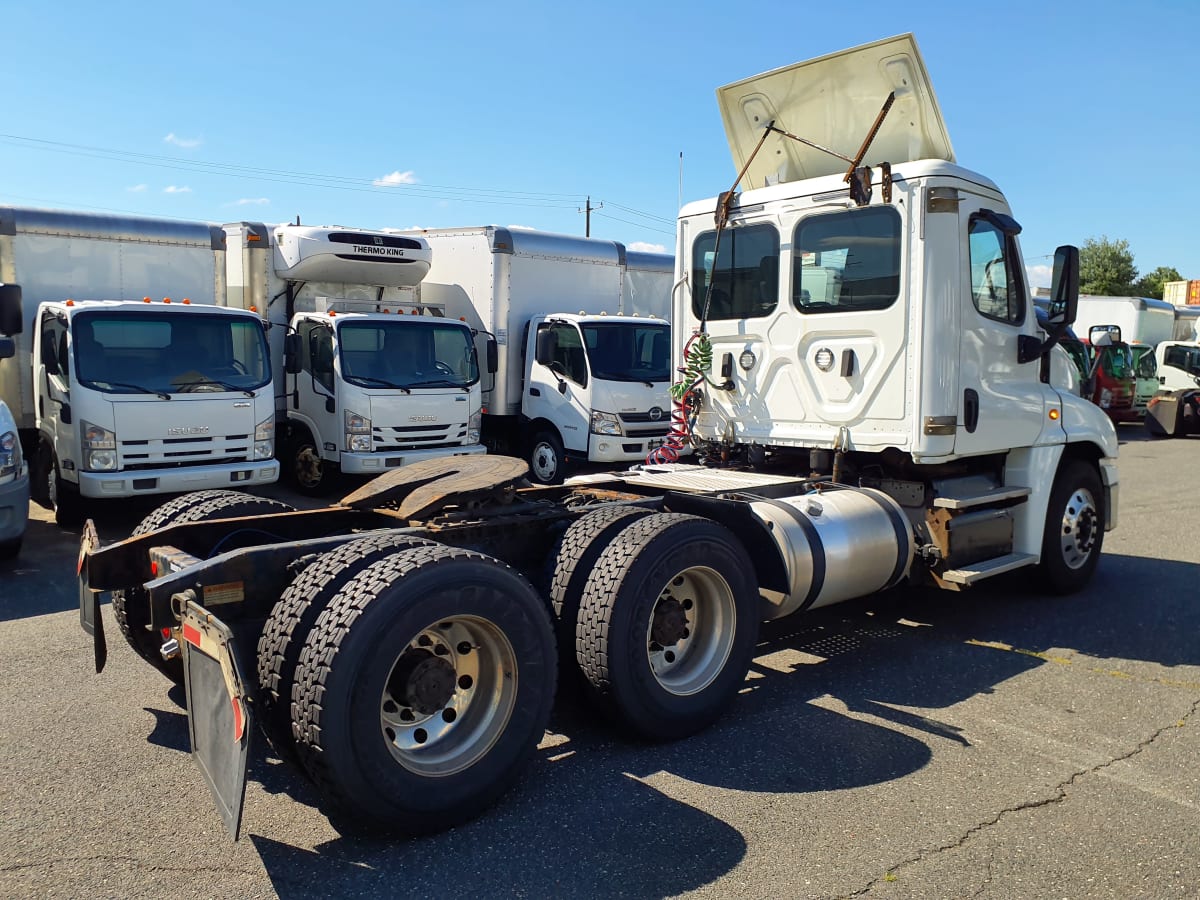 2018 Freightliner/Mercedes CASCADIA 125 222066