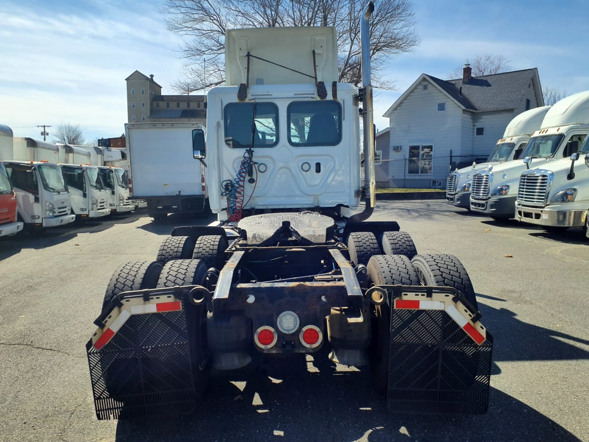 2018 Freightliner/Mercedes CASCADIA 125 222067