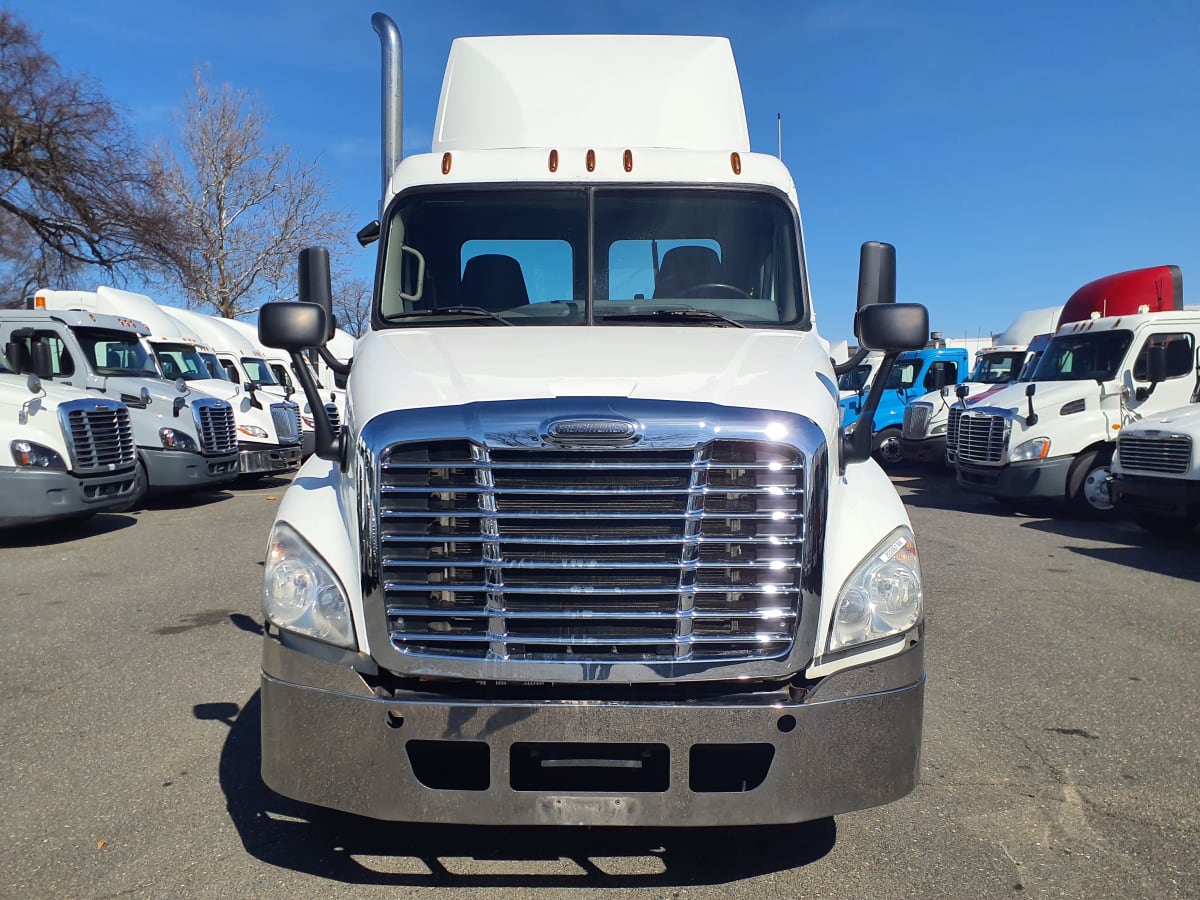 2018 Freightliner/Mercedes CASCADIA 125 222067