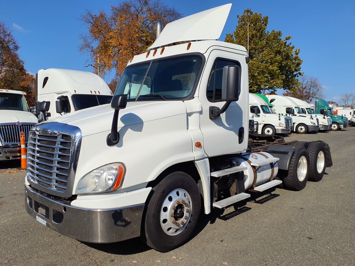 2018 Freightliner/Mercedes CASCADIA 125 222069