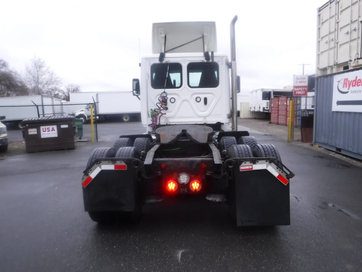 2018 Freightliner/Mercedes CASCADIA 125 222071