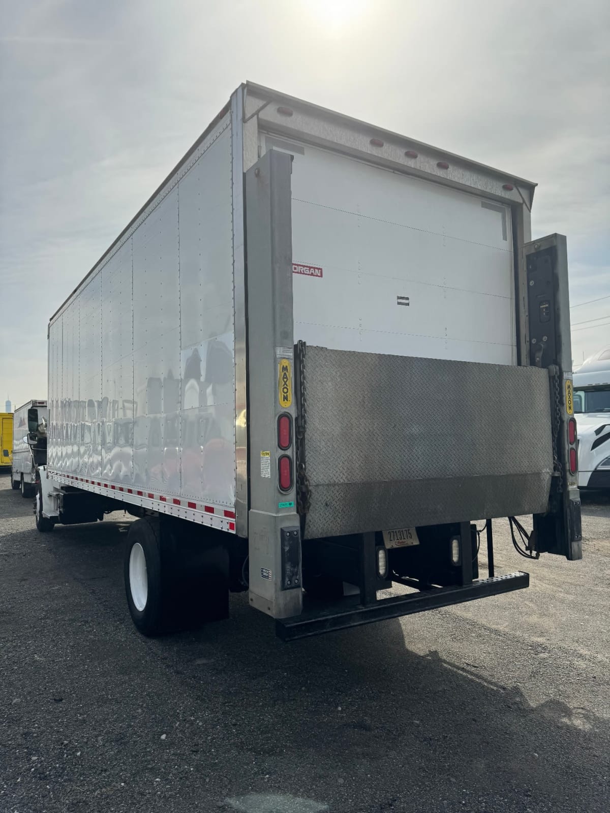 2018 Freightliner/Mercedes M2 106 222086