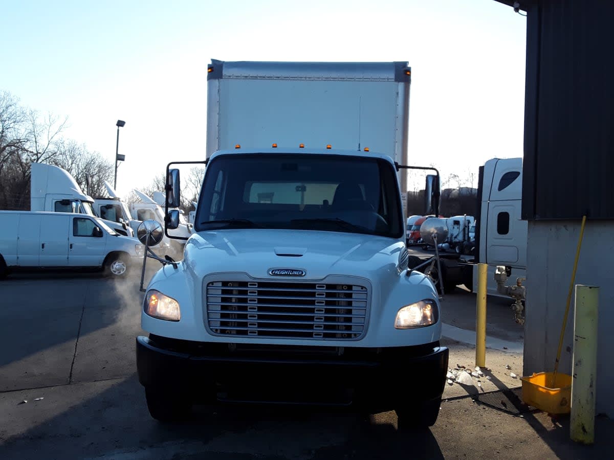2018 Freightliner/Mercedes M2 106 222105