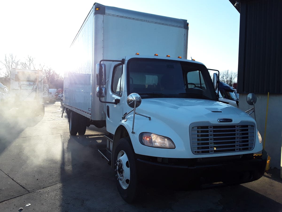 2018 Freightliner/Mercedes M2 106 222105