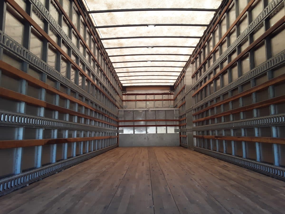 2018 Navistar International 4300 222115