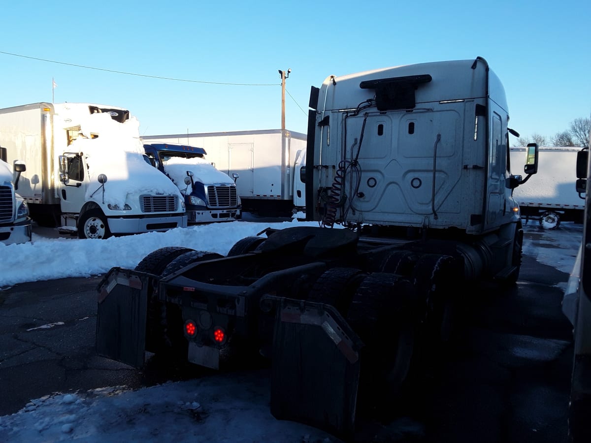 2018 Freightliner/Mercedes CASCADIA 113 222122