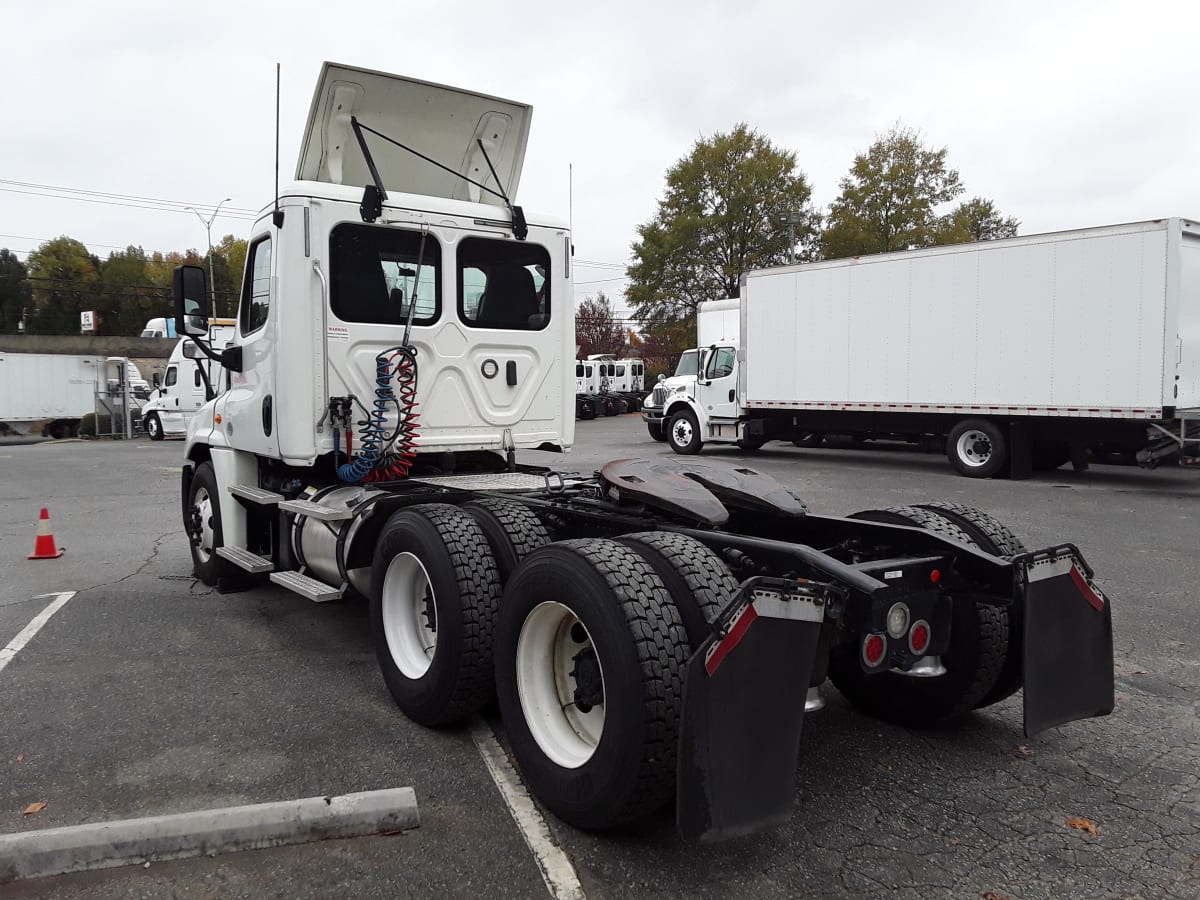 2018 Freightliner/Mercedes CASCADIA 125 222182