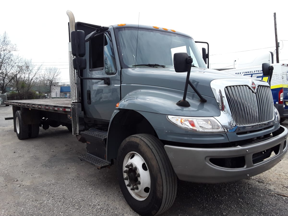 2018 Navistar International 4300 222205