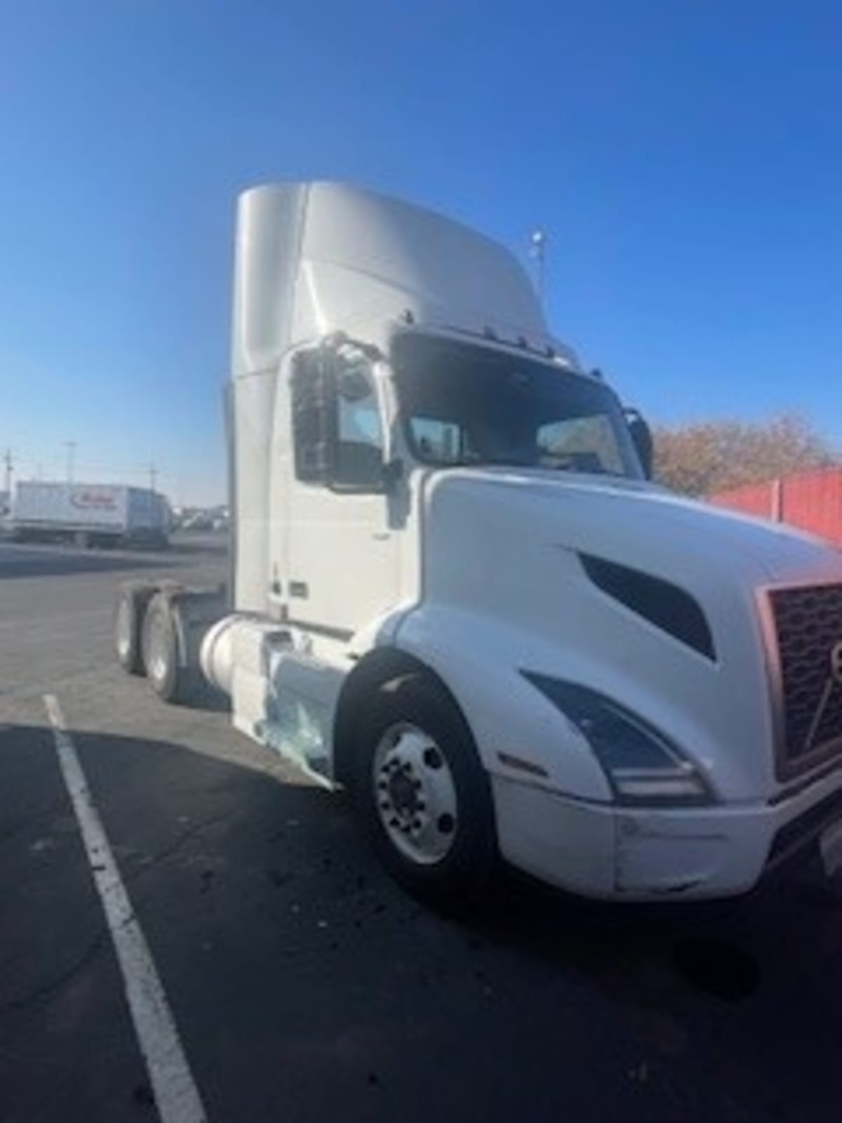 2018 Volvo VNL64T-300 222282