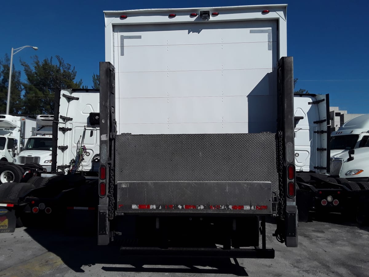 2018 Freightliner/Mercedes M2 106 222289