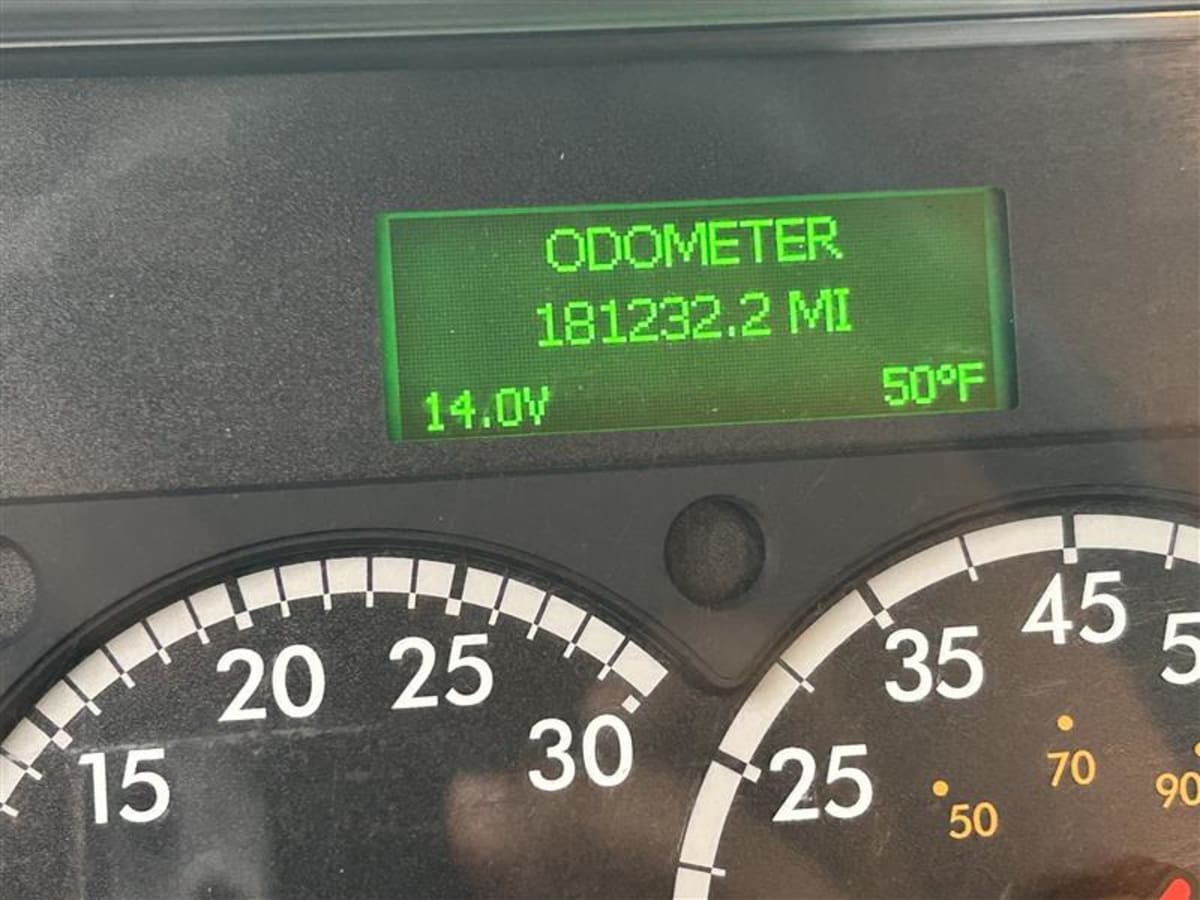 2019 Freightliner/Mercedes M2 106 222319