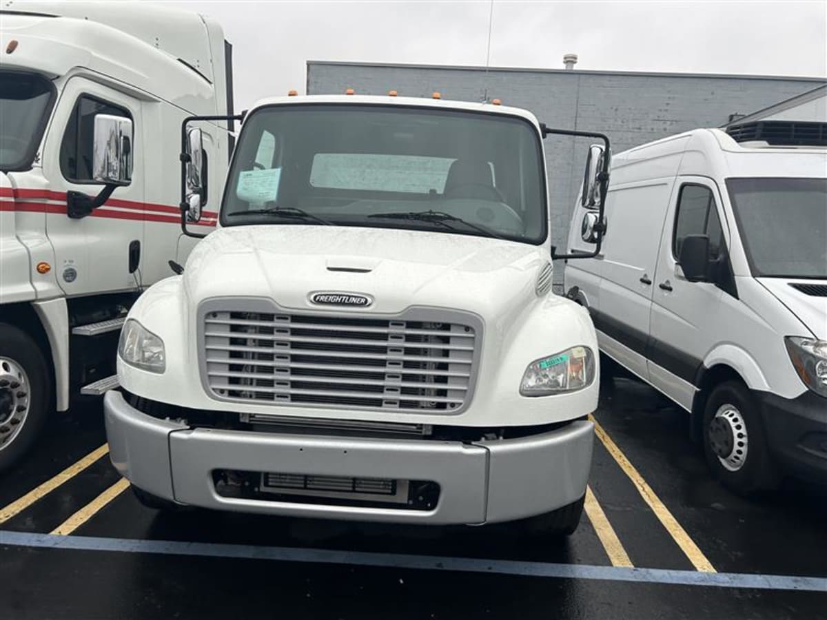 2019 Freightliner/Mercedes M2 106 222319