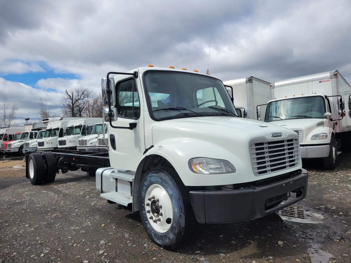 2018 Freightliner/Mercedes M2 106 222321