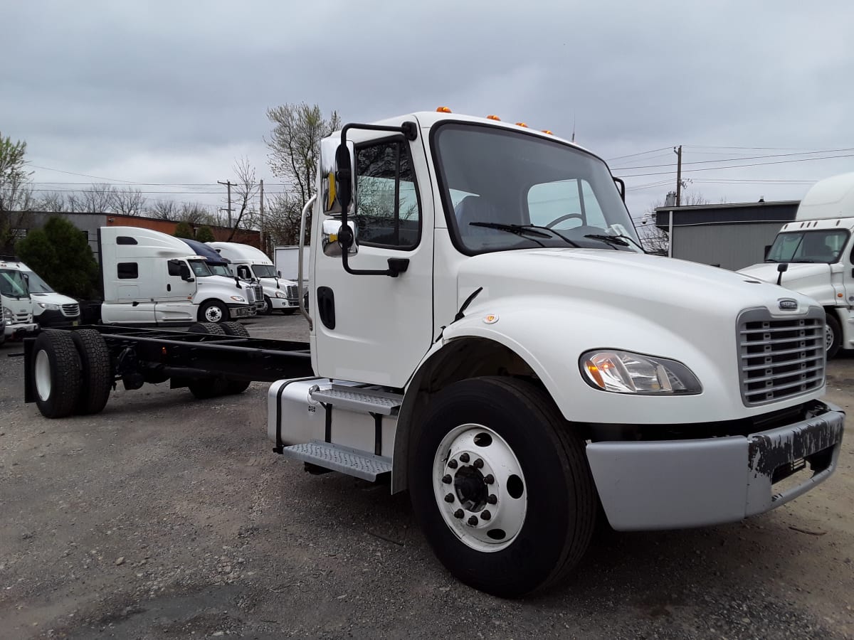 2019 Freightliner/Mercedes M2 106 222326