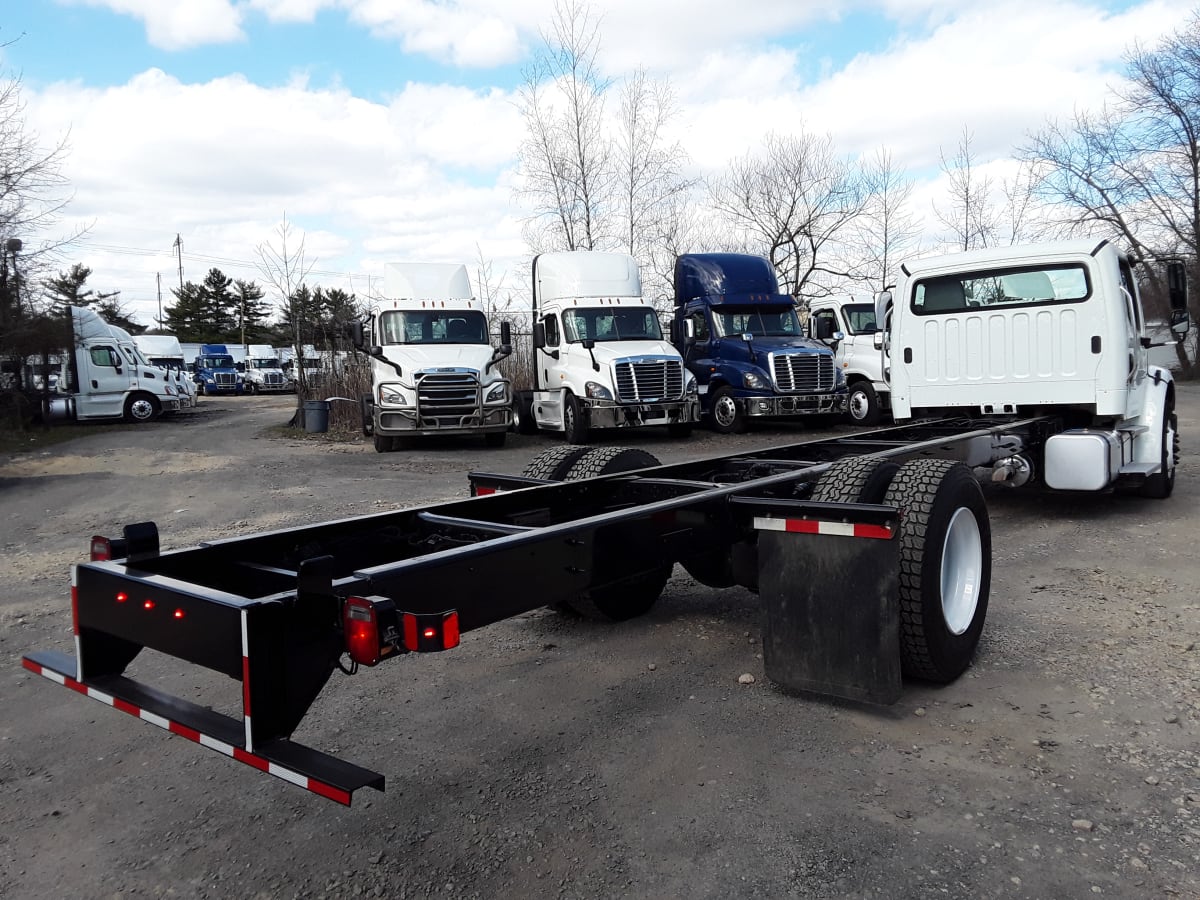 2019 Freightliner/Mercedes M2 106 222333