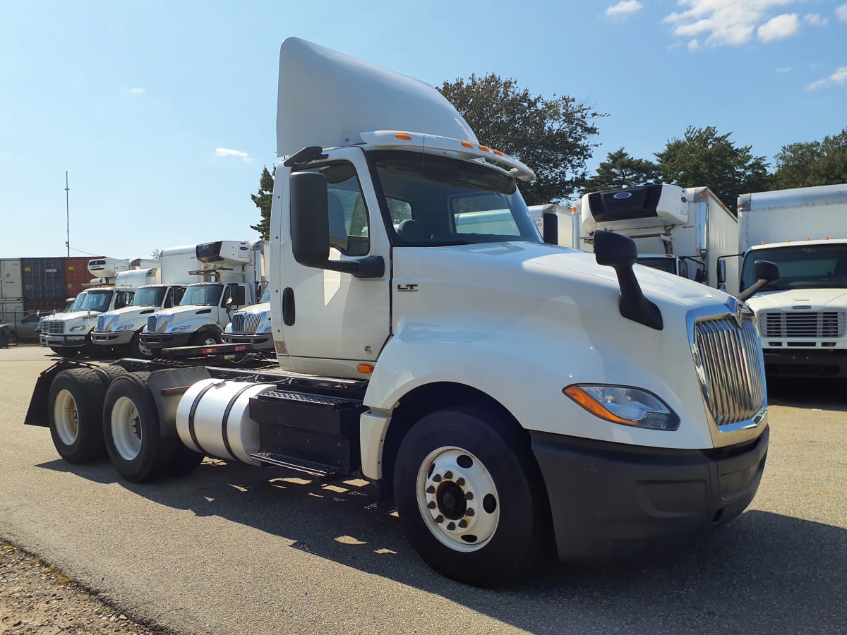 2018 Navistar International LT625 DAYCAB T/A 222485