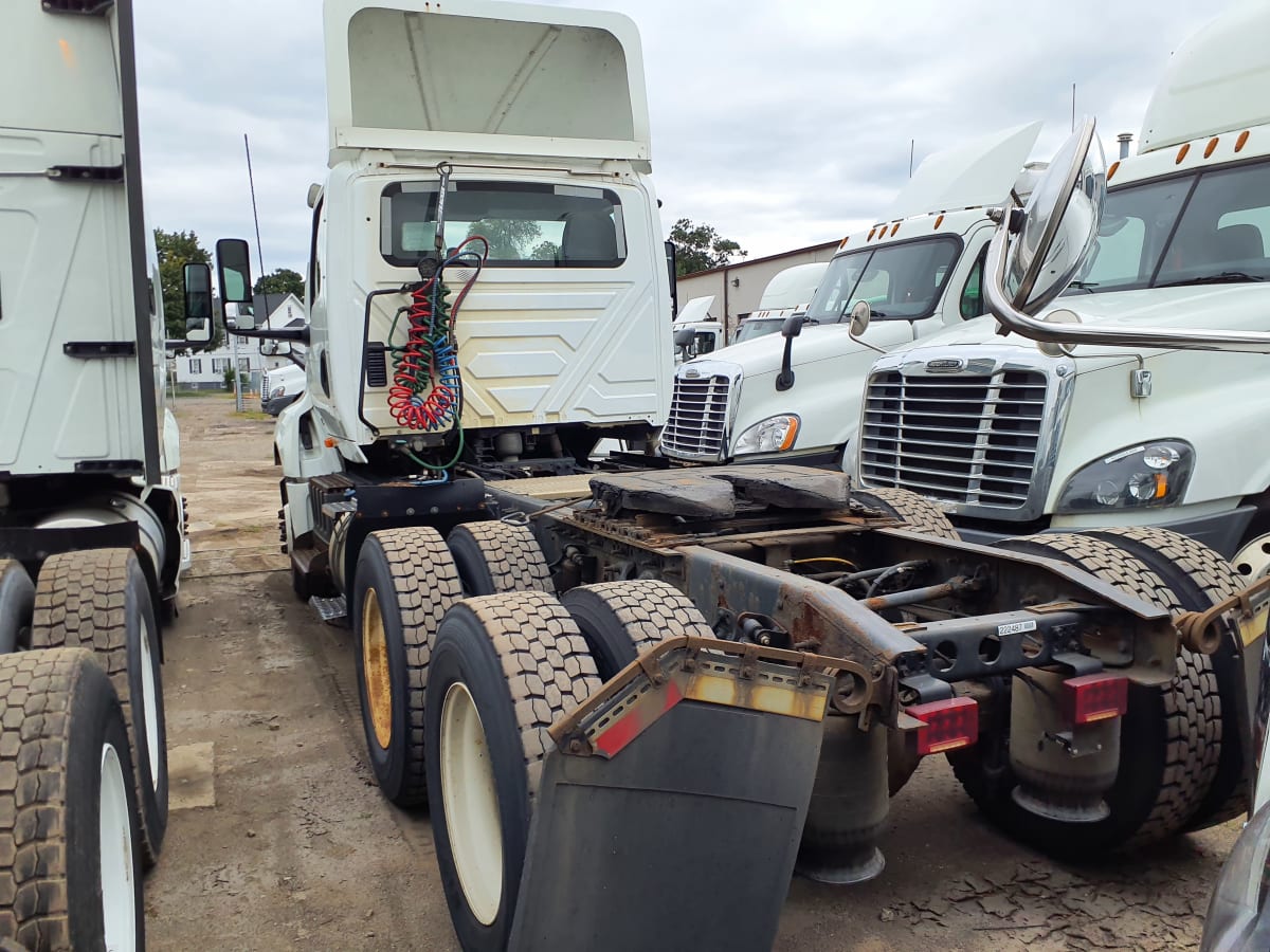 2018 Navistar International LT625 DAYCAB T/A 222487