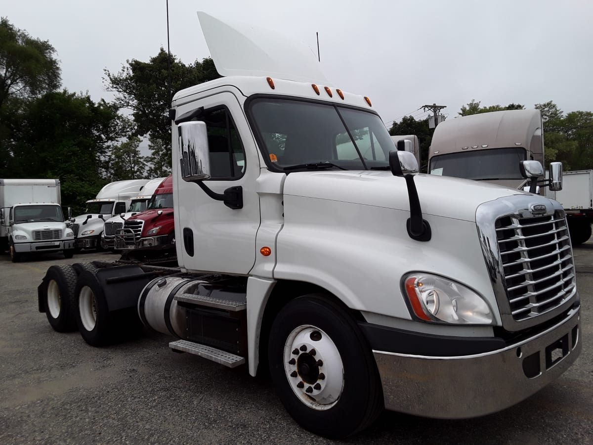 2018 Freightliner/Mercedes CASCADIA 125 222495