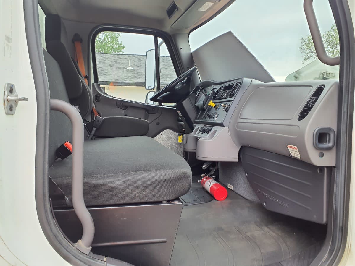 2018 Freightliner/Mercedes M2 106 222502