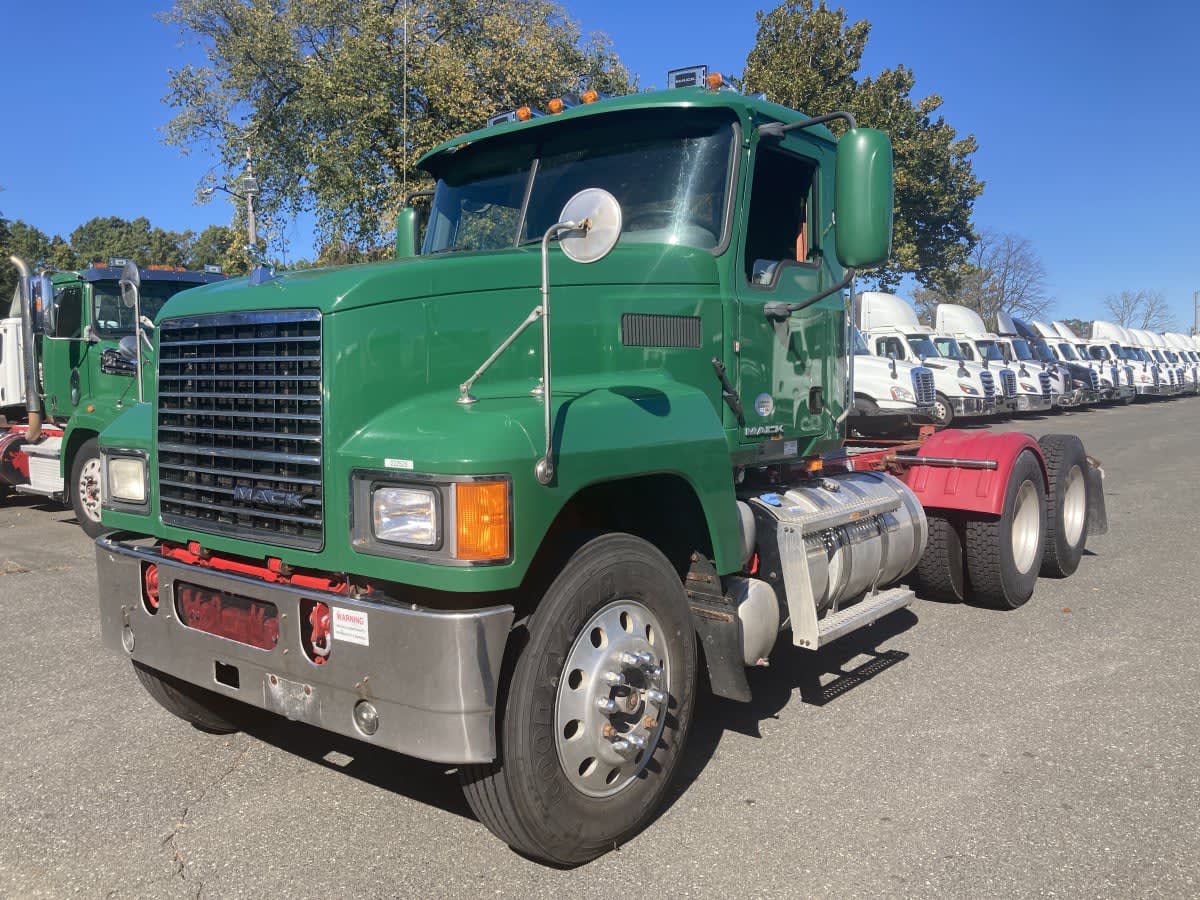 2018 Mack Trucks, Inc. CHU613 222525