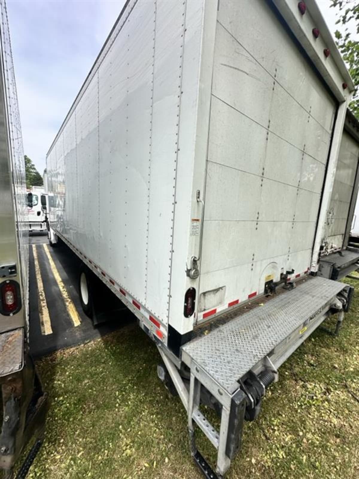 2019 Freightliner/Mercedes M2 106 222632