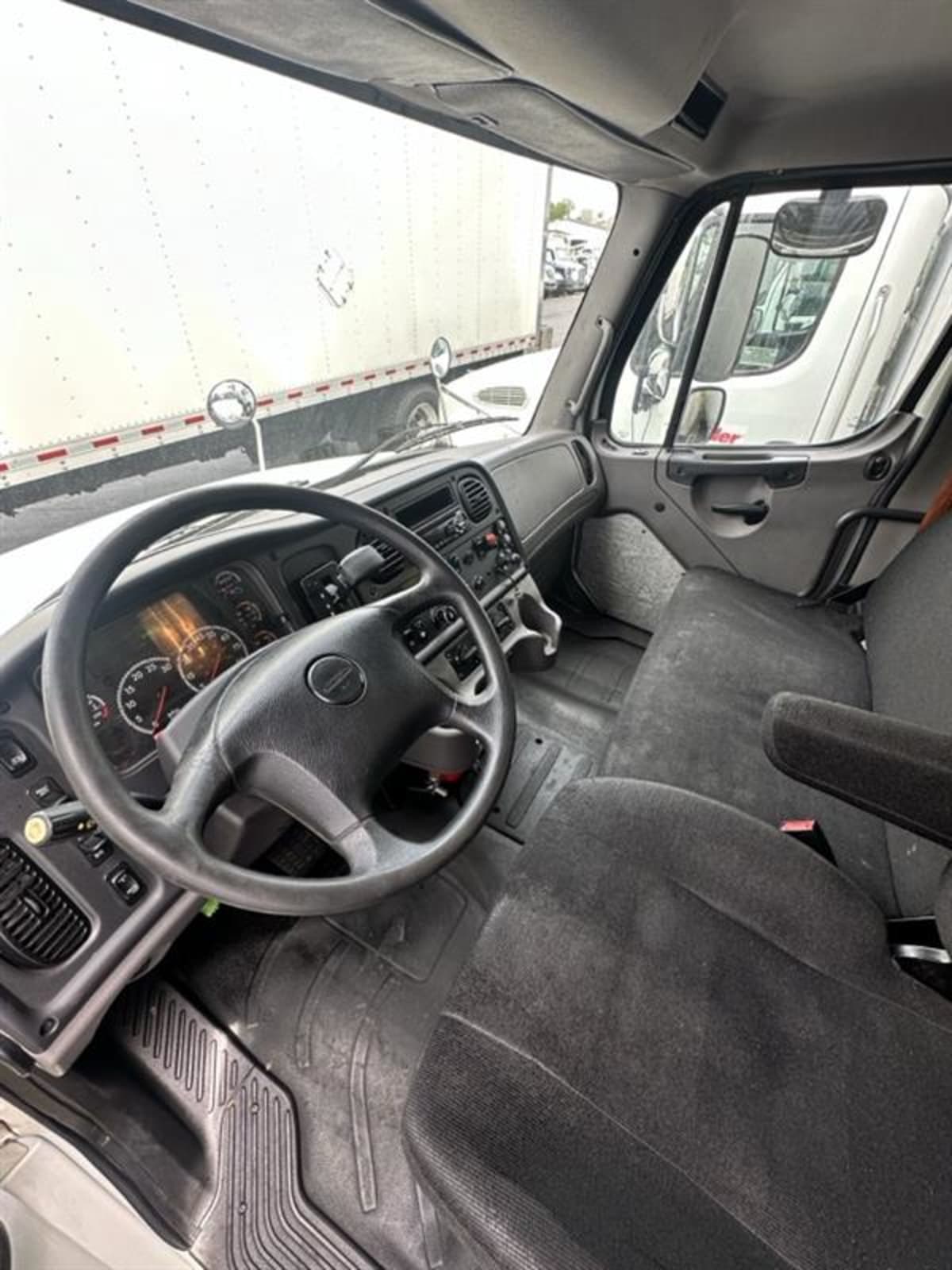 2019 Freightliner/Mercedes M2 106 222632