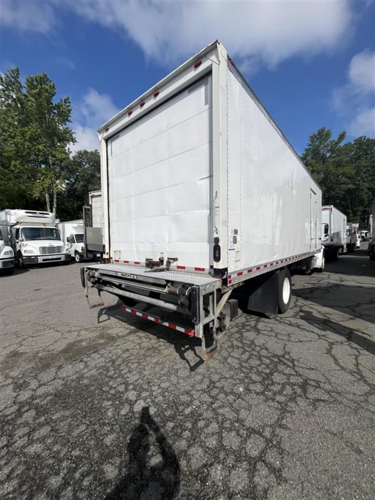 2018 Freightliner M2 106 222661