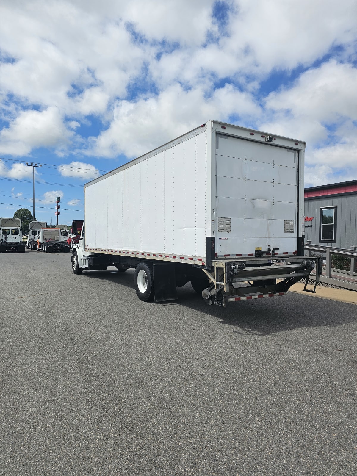 2018 Freightliner/Mercedes M2 106 222674