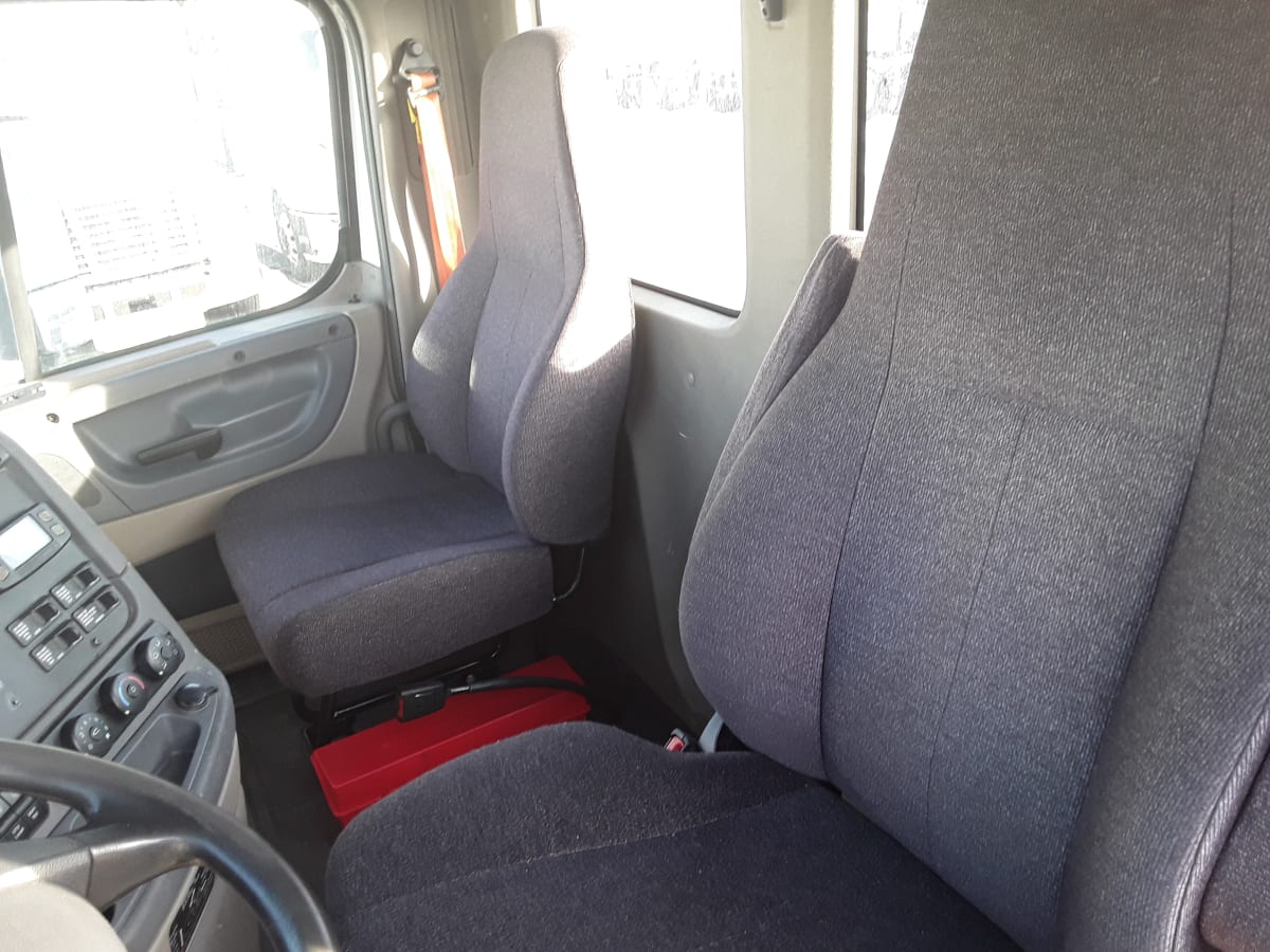 2018 Freightliner CASCADIA 113 222702