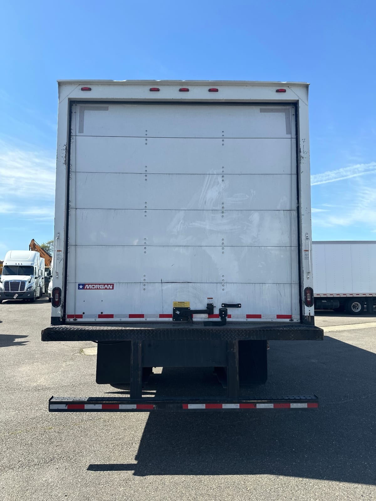 2018 Freightliner/Mercedes M2 106 222716