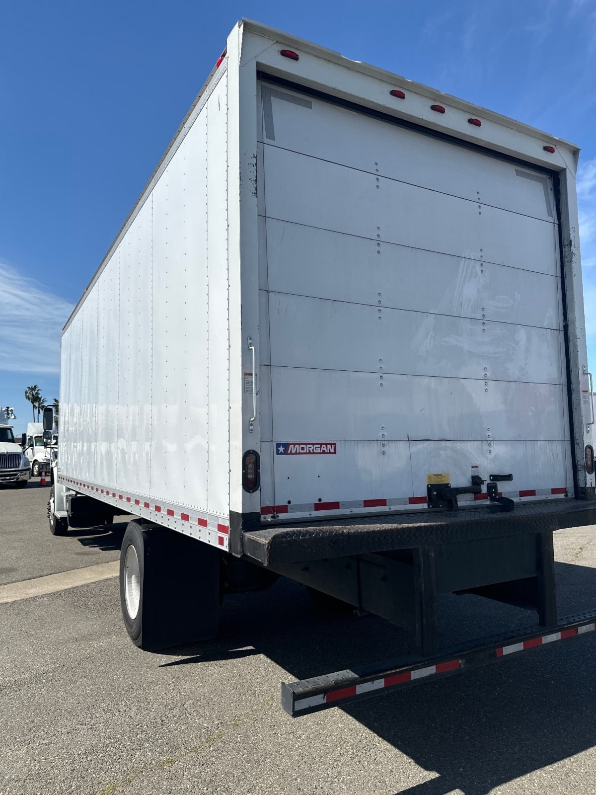 2018 Freightliner/Mercedes M2 106 222716