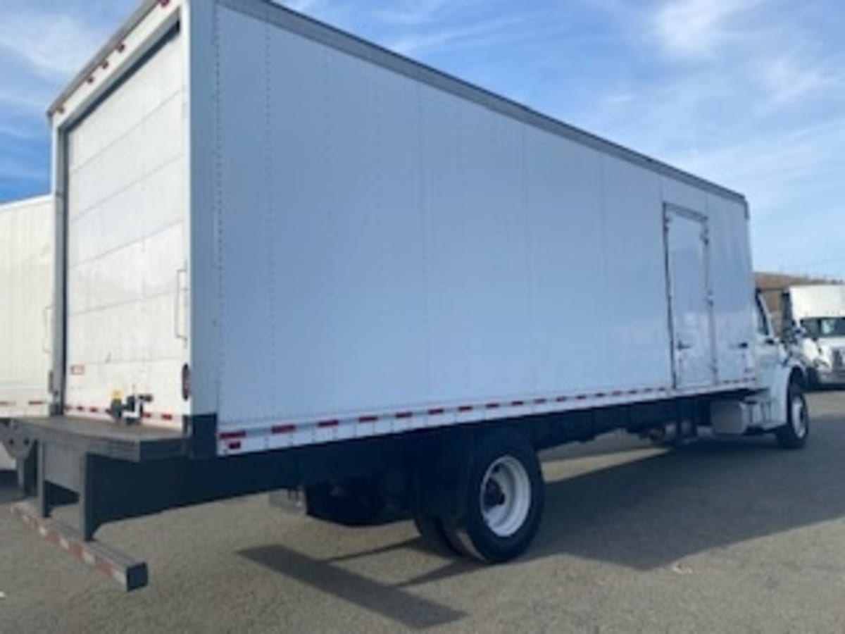 2018 Freightliner/Mercedes M2 106 222721
