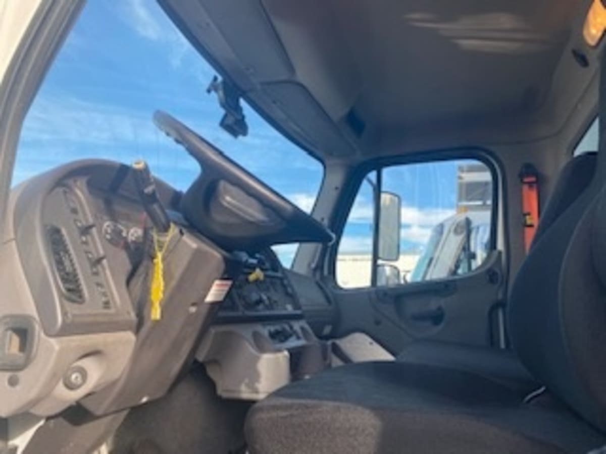 2018 Freightliner/Mercedes M2 106 222721