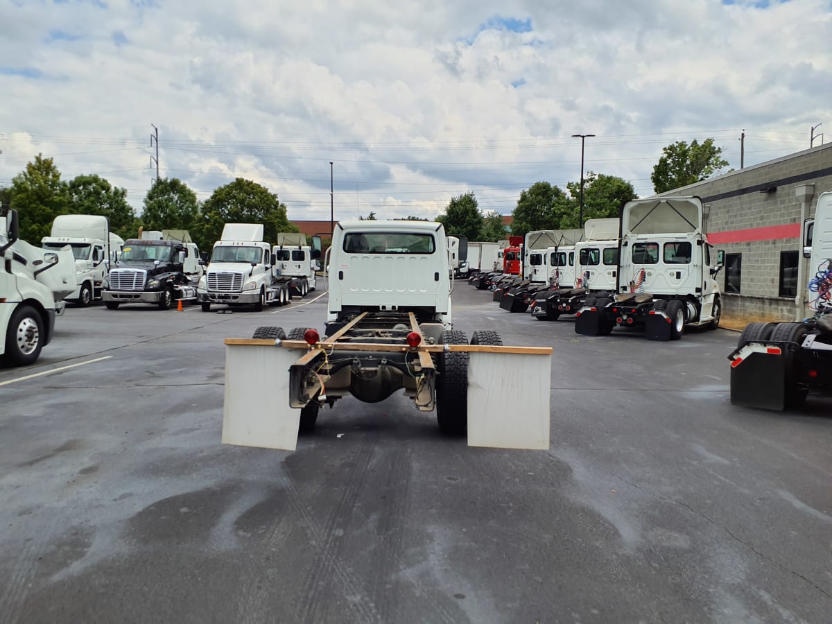 2018 Freightliner/Mercedes M2 106 222738