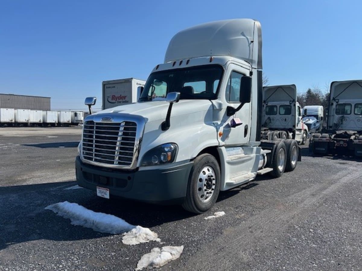 2018 Freightliner/Mercedes CASCADIA 125 222745