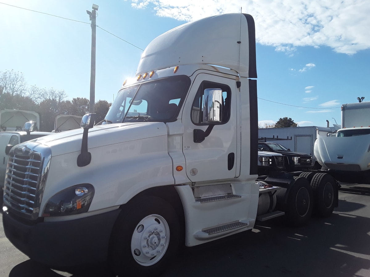 2018 Freightliner/Mercedes CASCADIA 125 222749