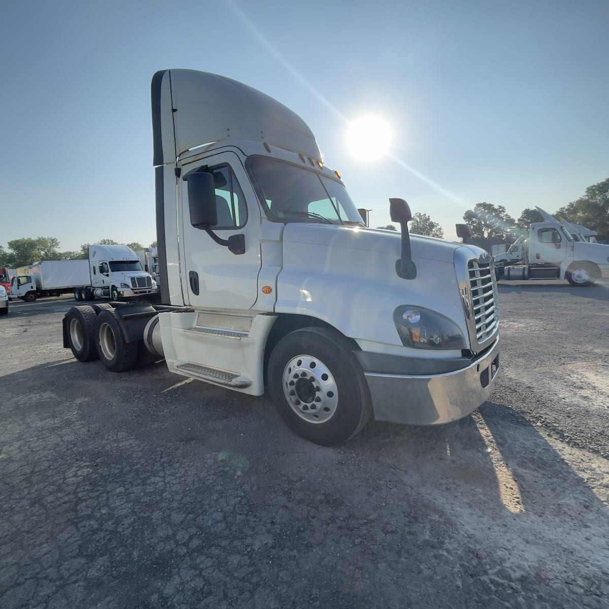 2018 Freightliner/Mercedes CASCADIA 125 222770