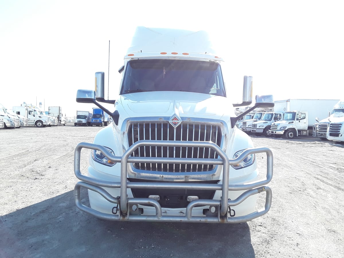 2018 Navistar International LT625 SLPR CAB 222832