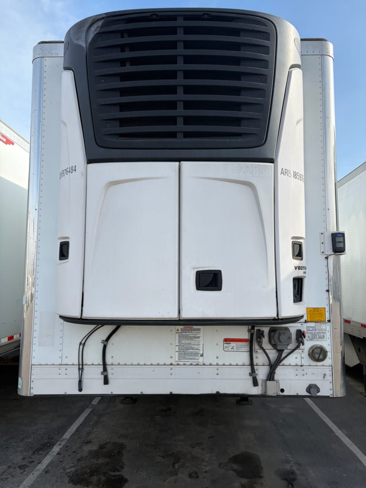 2018 Utility Trailers VS2RA 48/162/102 222838
