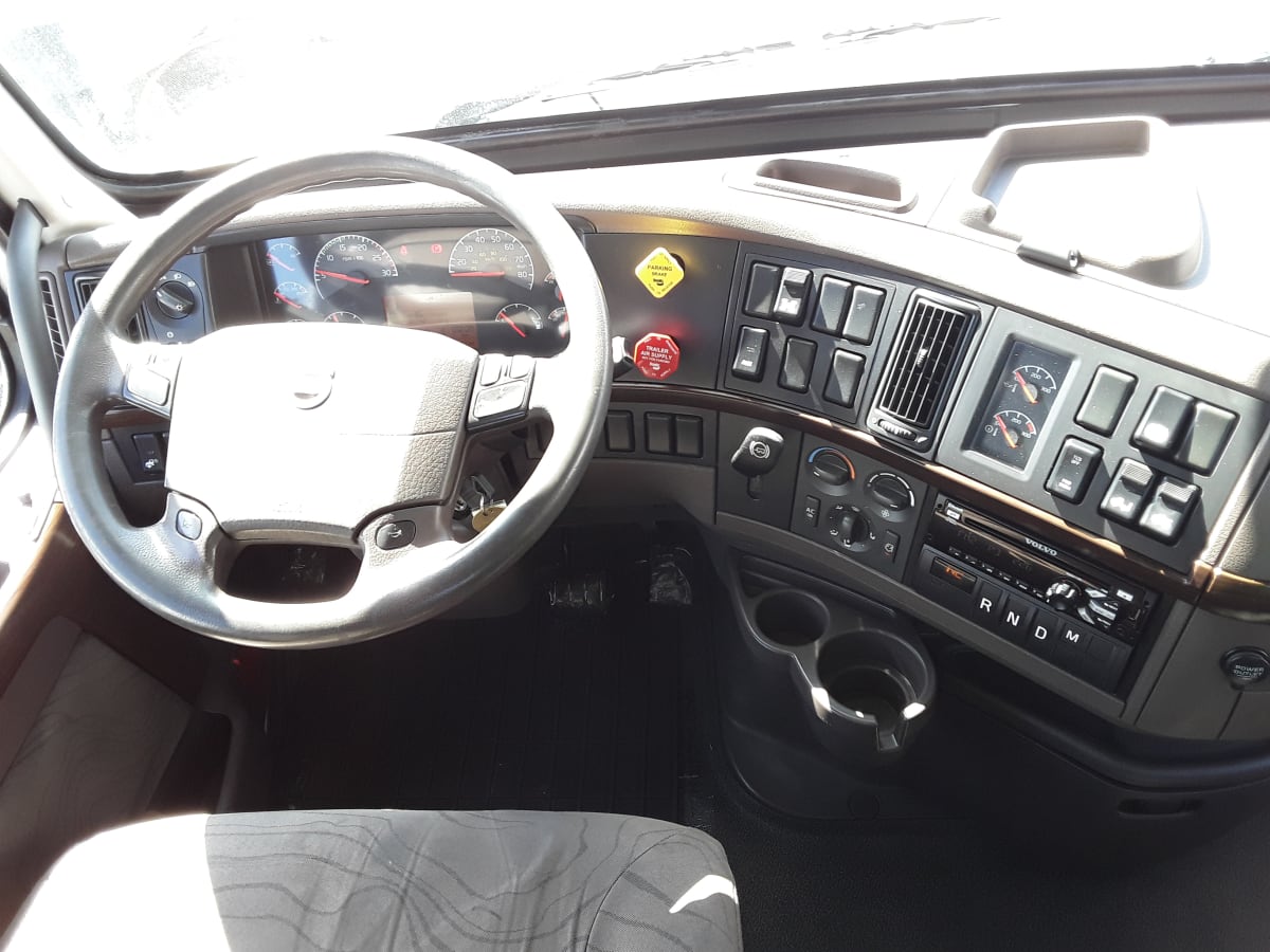 2018 Volvo VNL64TRACTOR 222841