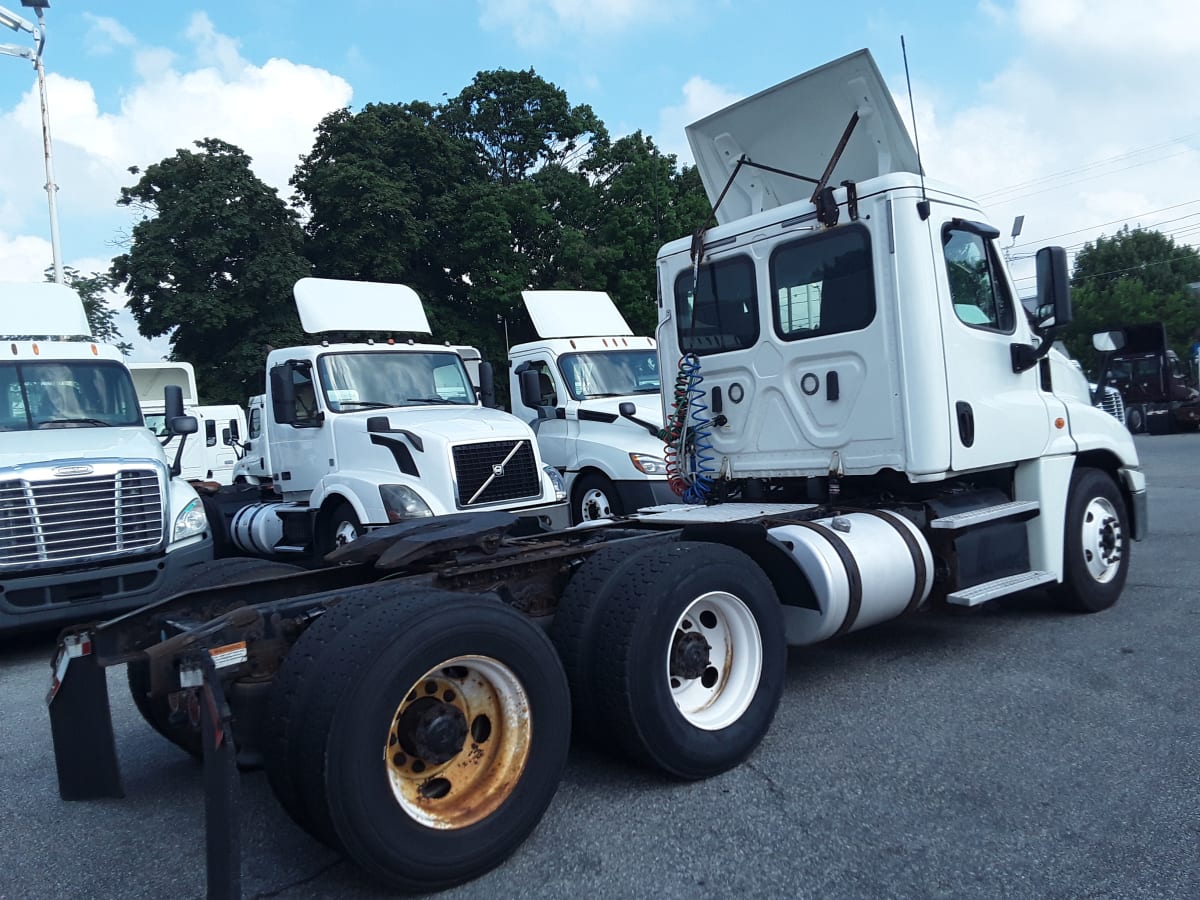 2018 Freightliner/Mercedes CASCADIA 125 222857