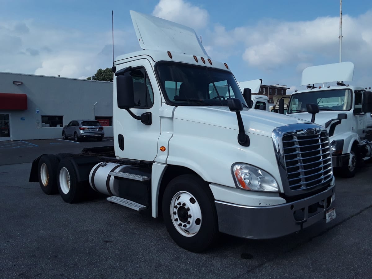 2018 Freightliner/Mercedes CASCADIA 125 222857