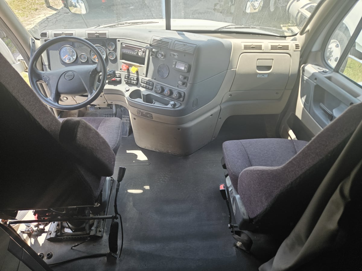 2018 Freightliner/Mercedes CASCADIA 125 222947