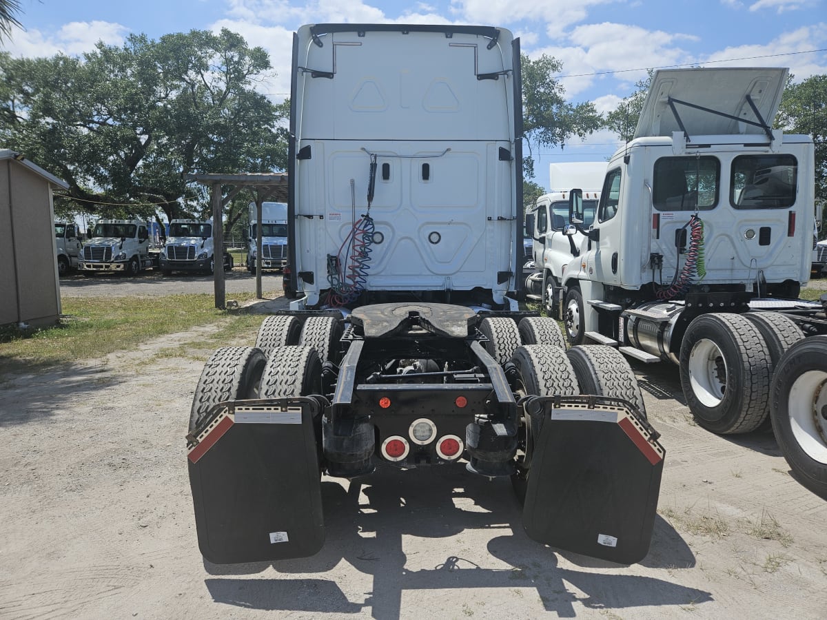 2018 Freightliner/Mercedes CASCADIA 125 222947