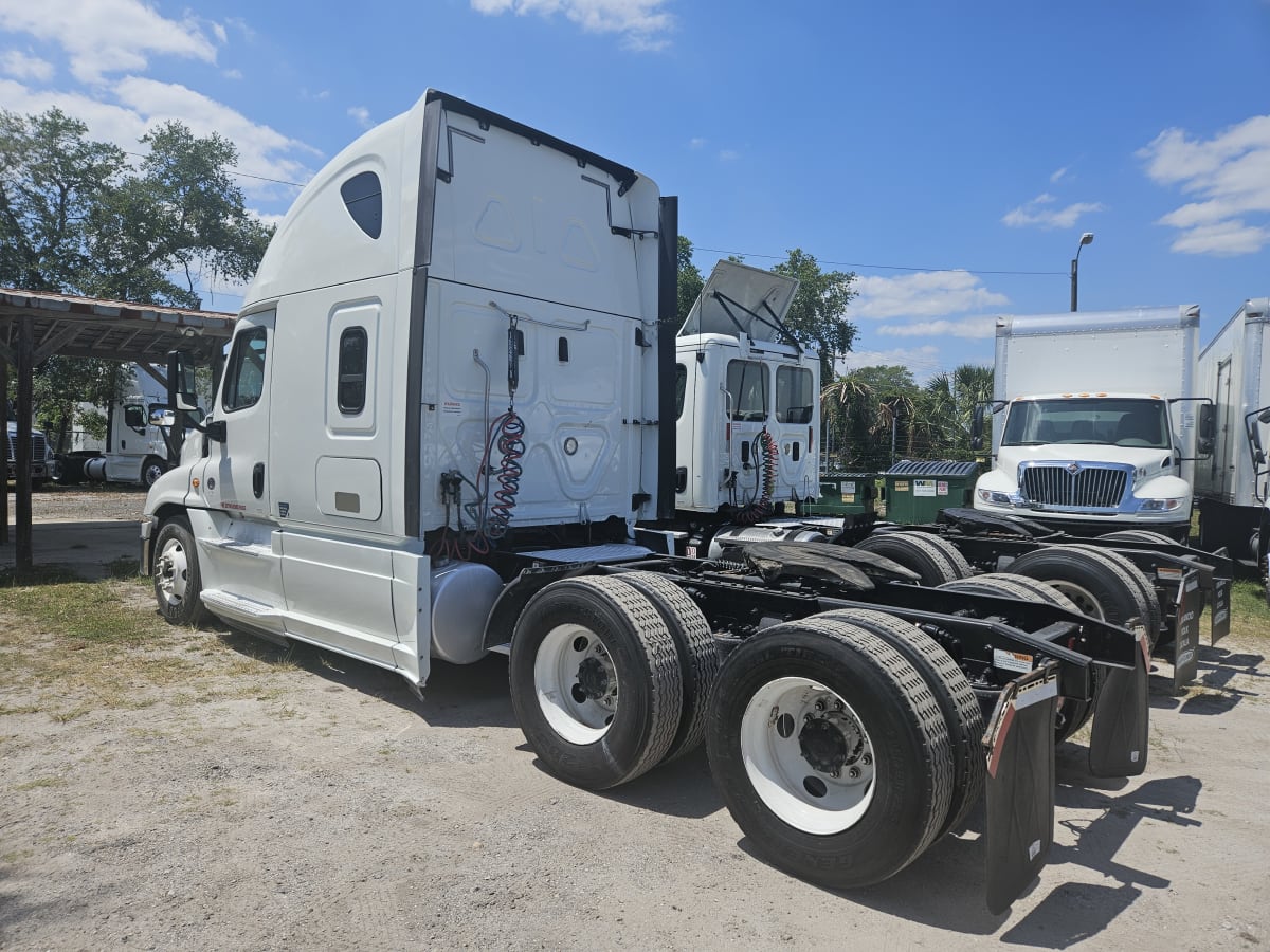 2018 Freightliner/Mercedes CASCADIA 125 222947